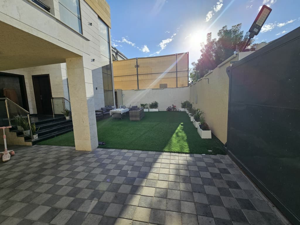 property_image